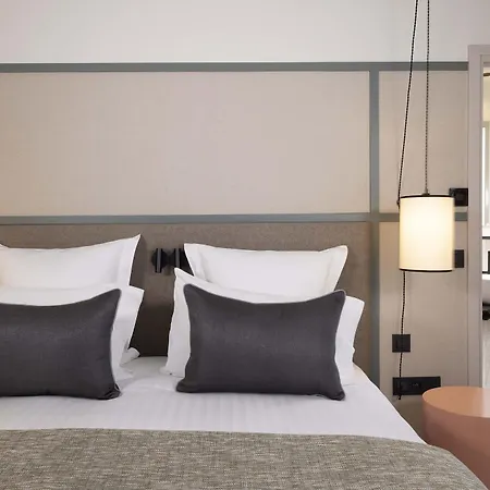 Toujours & Hotel Paris