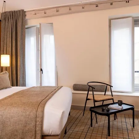 Toujours & 4* Paris