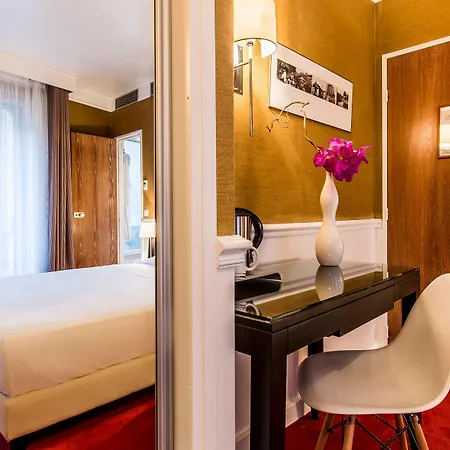 Hotel Toujours & Paris