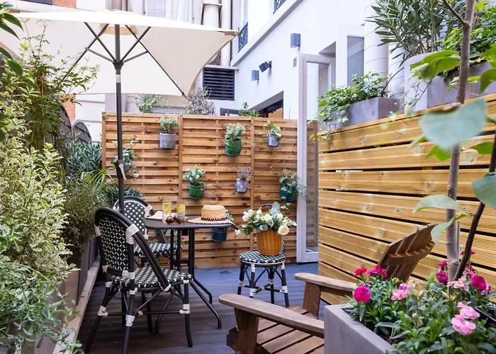 Toujours & 4* パリ