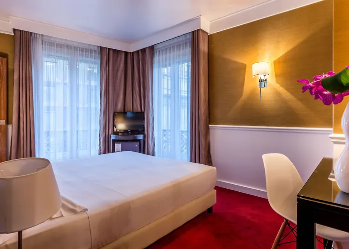 Toujours & Hotell 4*
