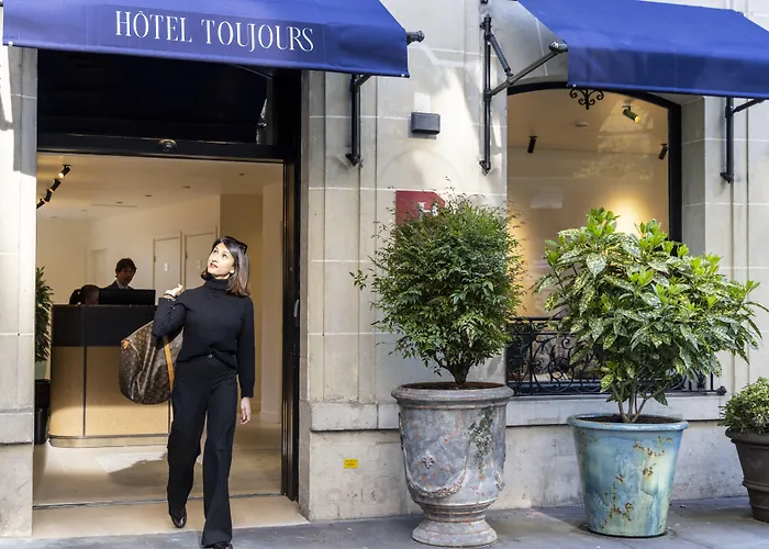 Toujours & Paris