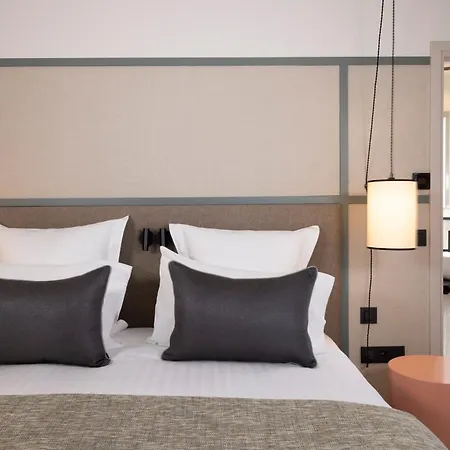 Toujours & Hotel Parigi